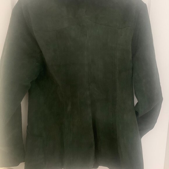 Suede suit - Picture 5 of 11